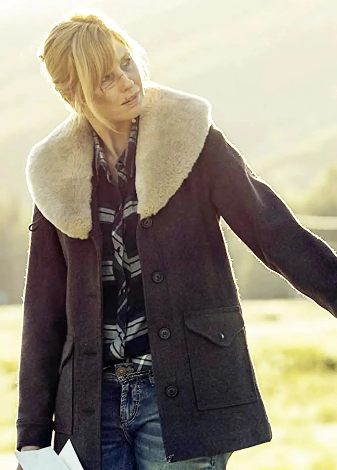 Kelly Reilly Yellowstone Beth Dutton Shearling Wool Coat-Yellowstone-Tv-Jackets-Front-2